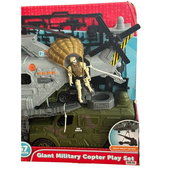 Giant Military Copter Play Set With 57 Pieces Light & Sound Features Heavy Airli - Picture 5 of 11